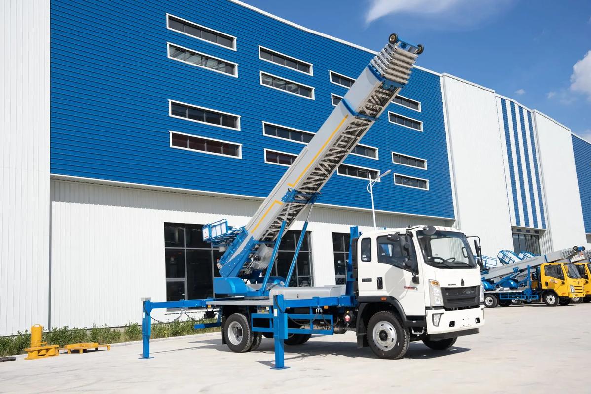 黄州小型云梯车上料车租赁多少钱