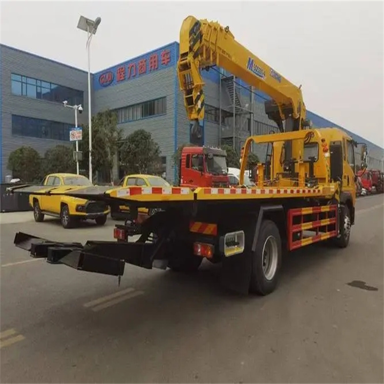 黄州附近小随车吊出租电话，轻松解决搬运烦恼