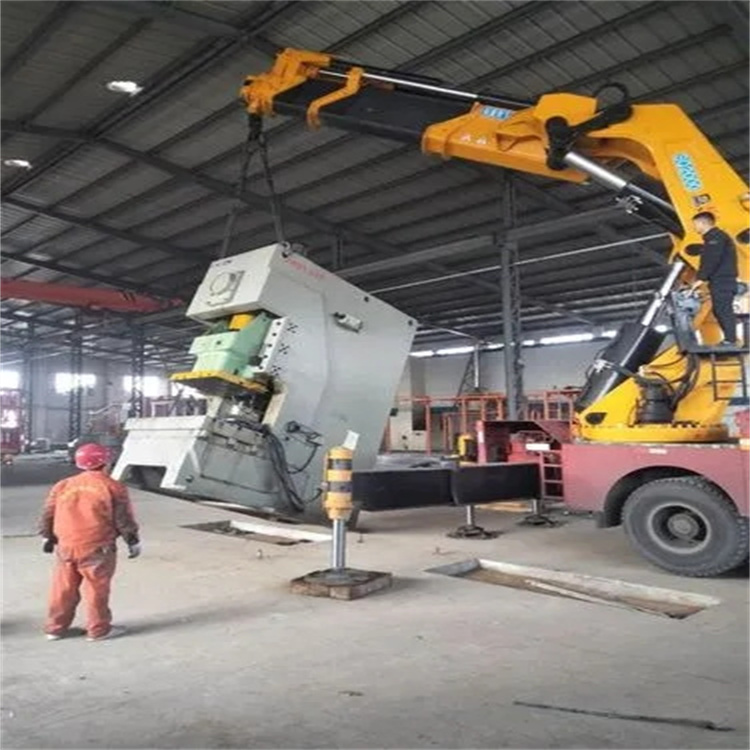 黄州80吨折臂吊车出租附近电话