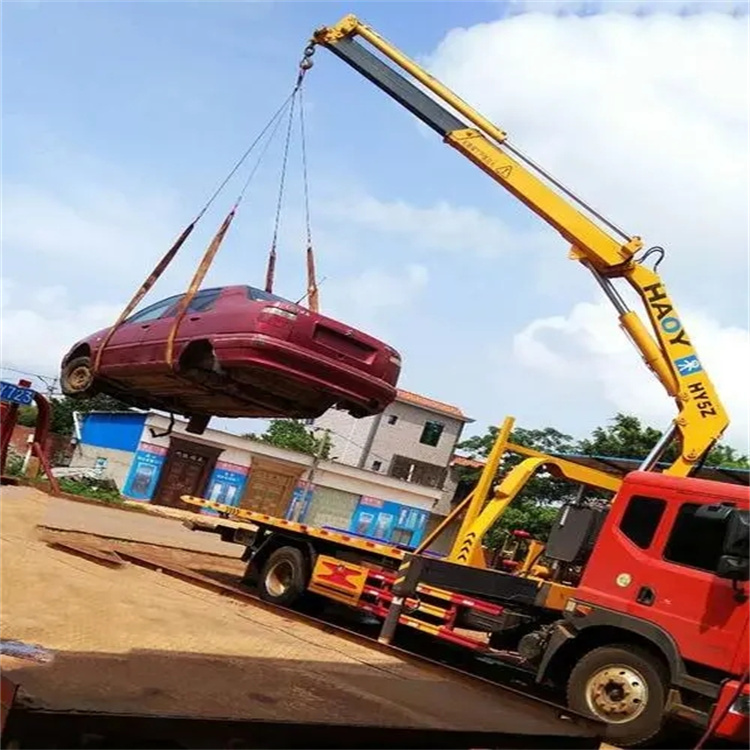 黄州吊车吊汽车的正确方法